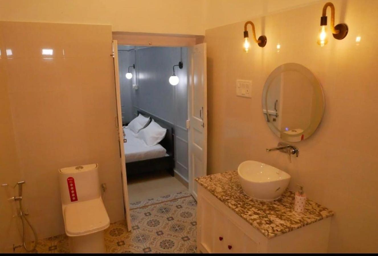 Janki Kunj Varanasi- 3 Room Home Εξωτερικό φωτογραφία