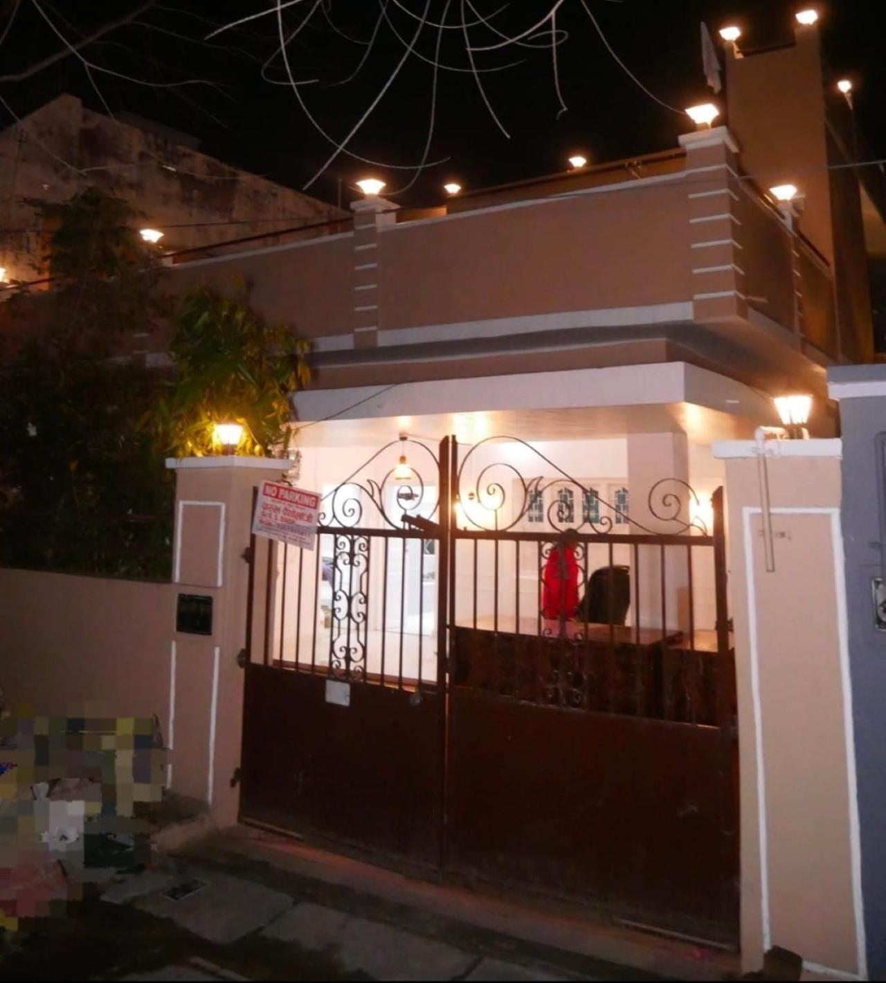 Janki Kunj Varanasi- 3 Room Home Εξωτερικό φωτογραφία